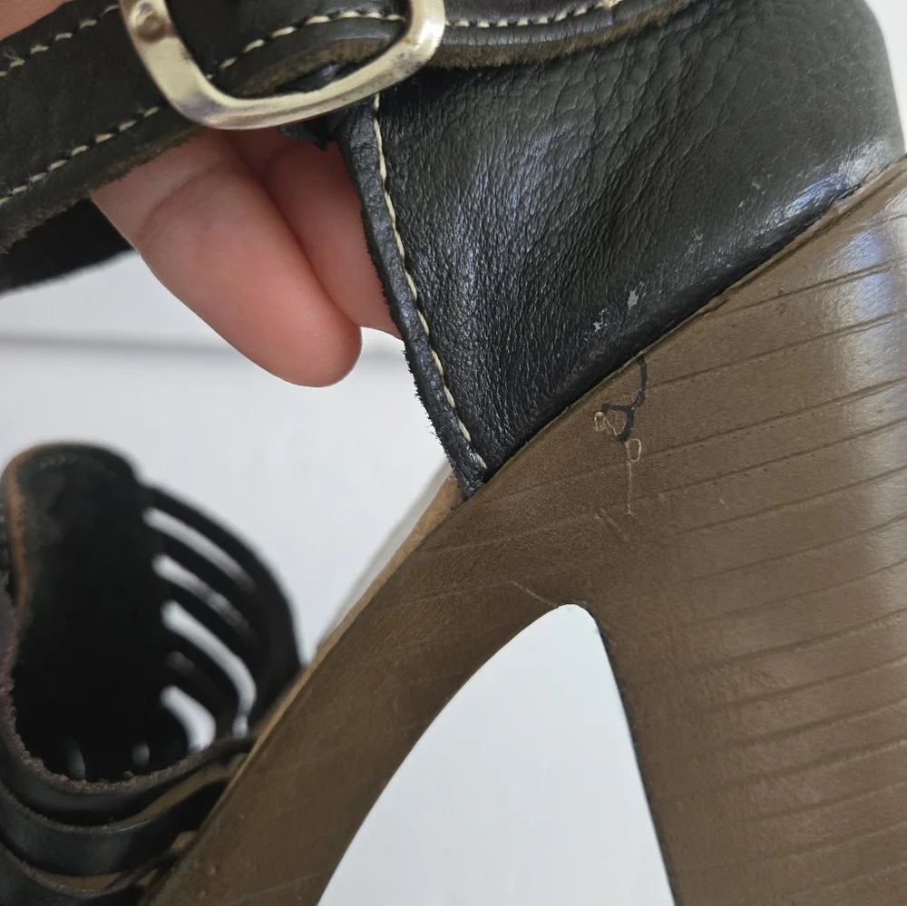 Black Leather Platform Ankle Strap Shoes size 6 Artisan made